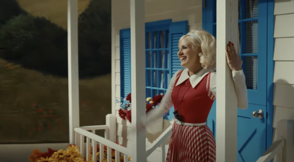 The Eyes Of Tammy Faye Featurette