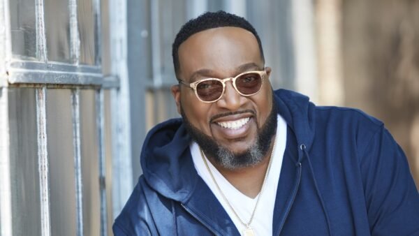 Marvin Sapp Featured On “OWN Spotlight: They Call Me Dad”