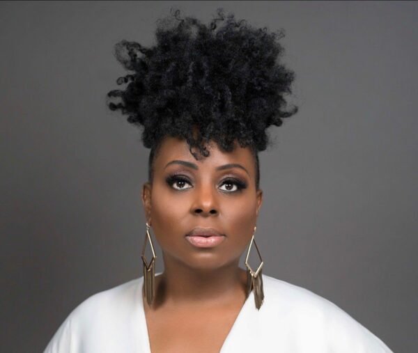 Ledisi Becomes Member of Delta Sigma Theta Sorority
