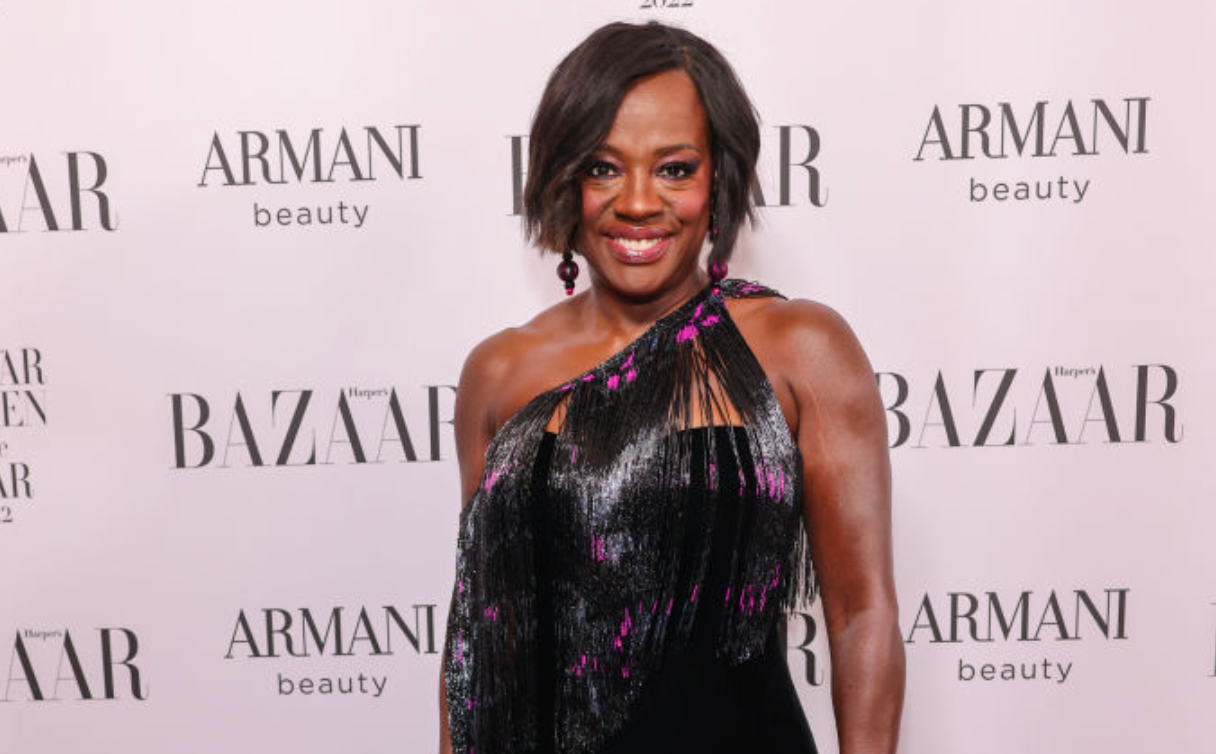 Viola Davis in Armani Privé 