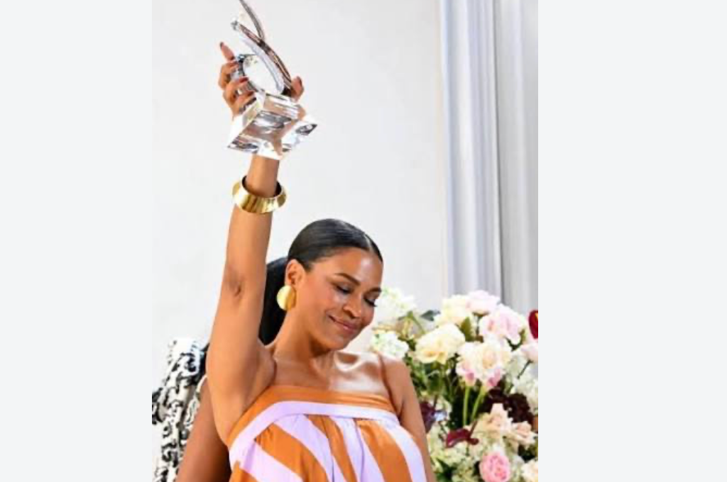 Nia Long Accepts the Icon Award and Hands the Moment Back to Black Women